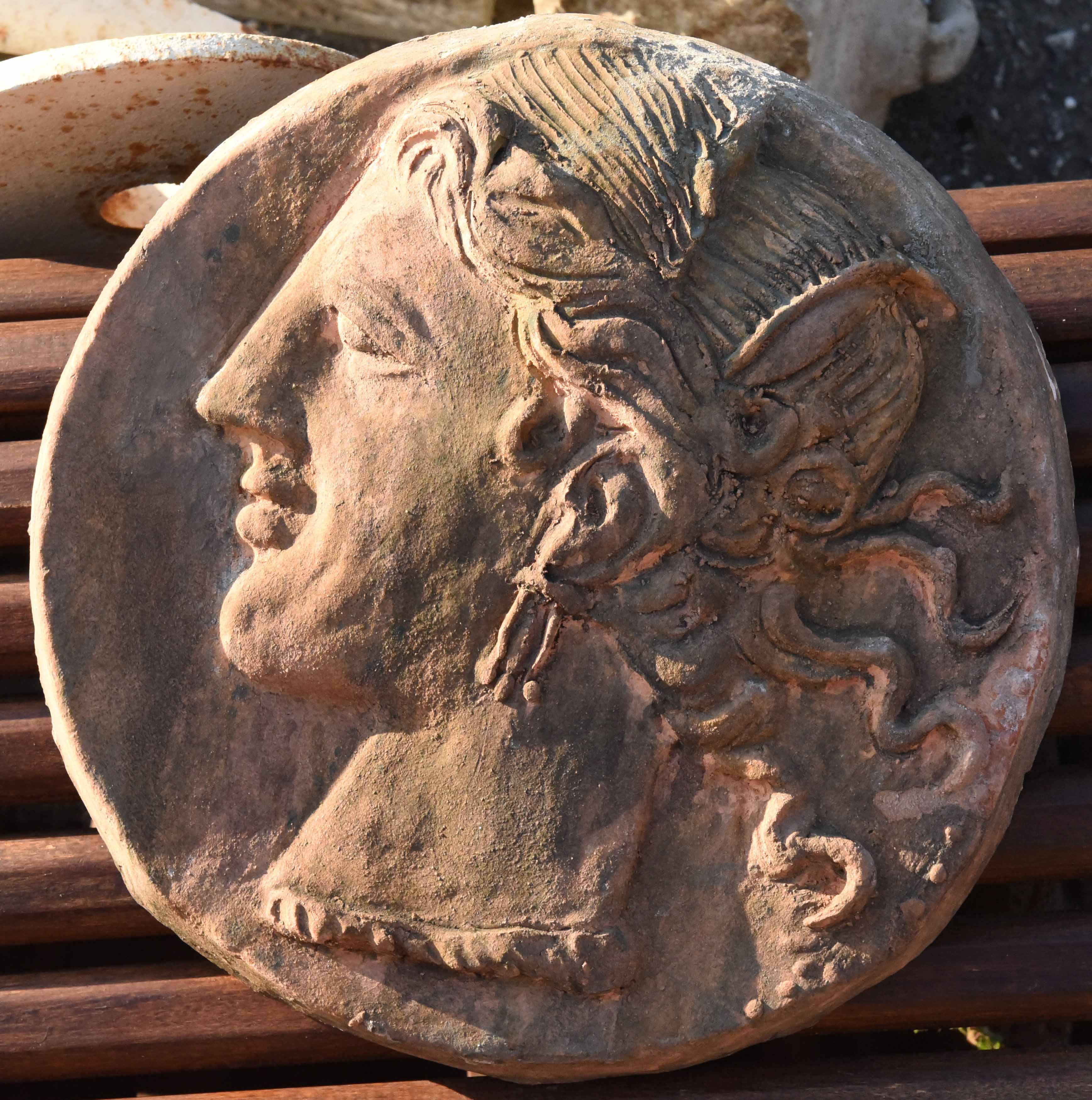 Tondo in Terracotta Alessandro Magno